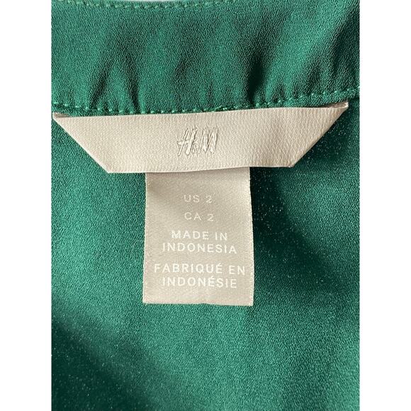 H&M Women's Forest Green V-Neck Semi-Sheer Round-Hem Mini Dress SZ 2 - Picture 9 of 11